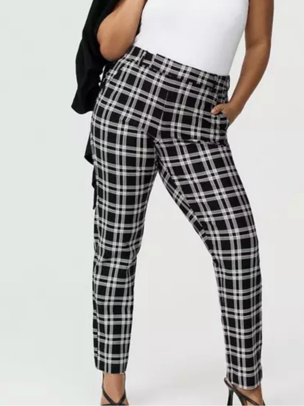 NWT!! #491 TORRID Studio Luxe Hi-Rise Ponte Trousers Black & White Plaid 14S